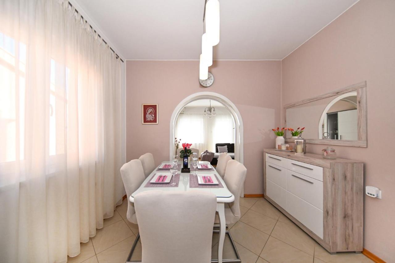 Apartment Irena โพเซดารเย ภายนอก รูปภาพ