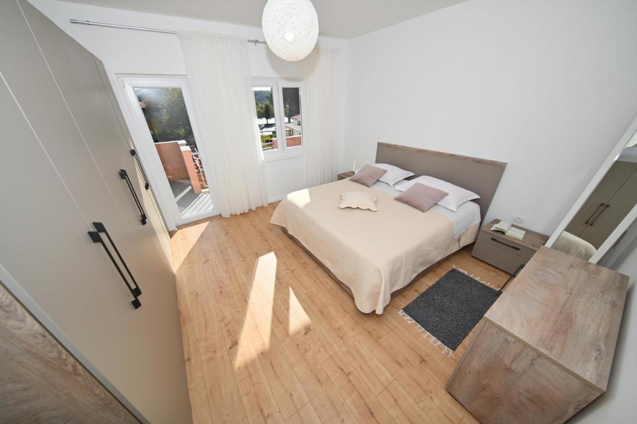 Apartment Irena โพเซดารเย ภายนอก รูปภาพ